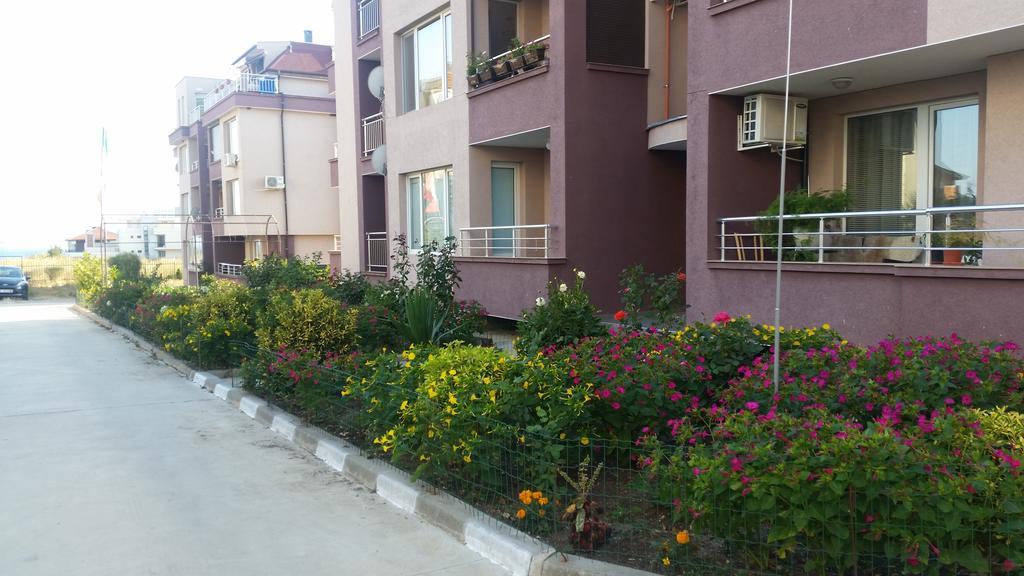 Dimitrov Apartments Burgas City Exterior foto